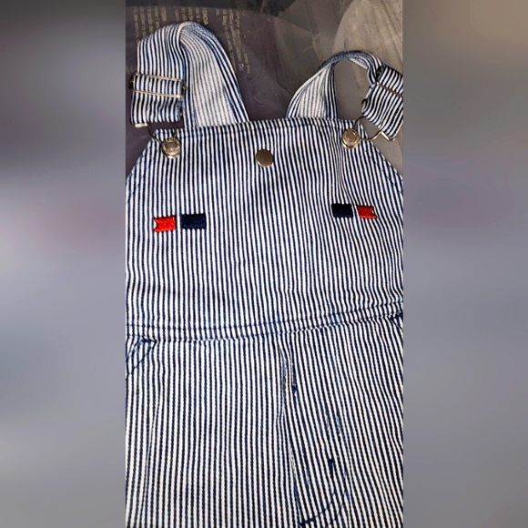 Overall - Picture 2 of 6